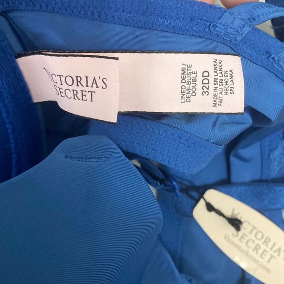 NWT Victoria Secret Blue Lined Demi Front Closure Bra With Criss Cross Back 32DD - Picture 10 of 11